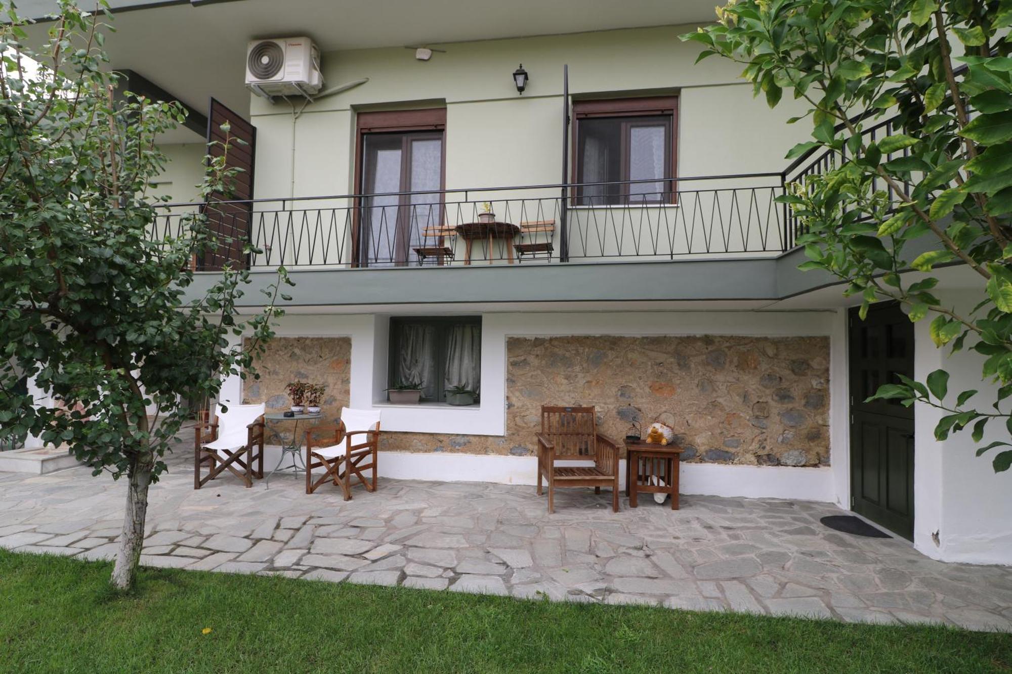 Casa Di Famiglia Apartment Солун Екстериор снимка