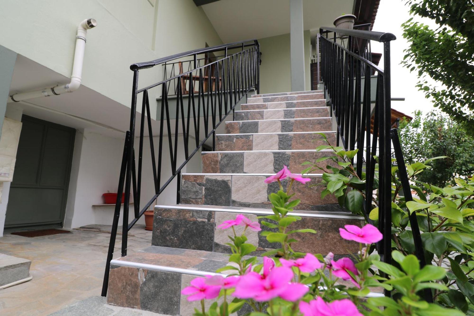Casa Di Famiglia Apartment Солун Екстериор снимка